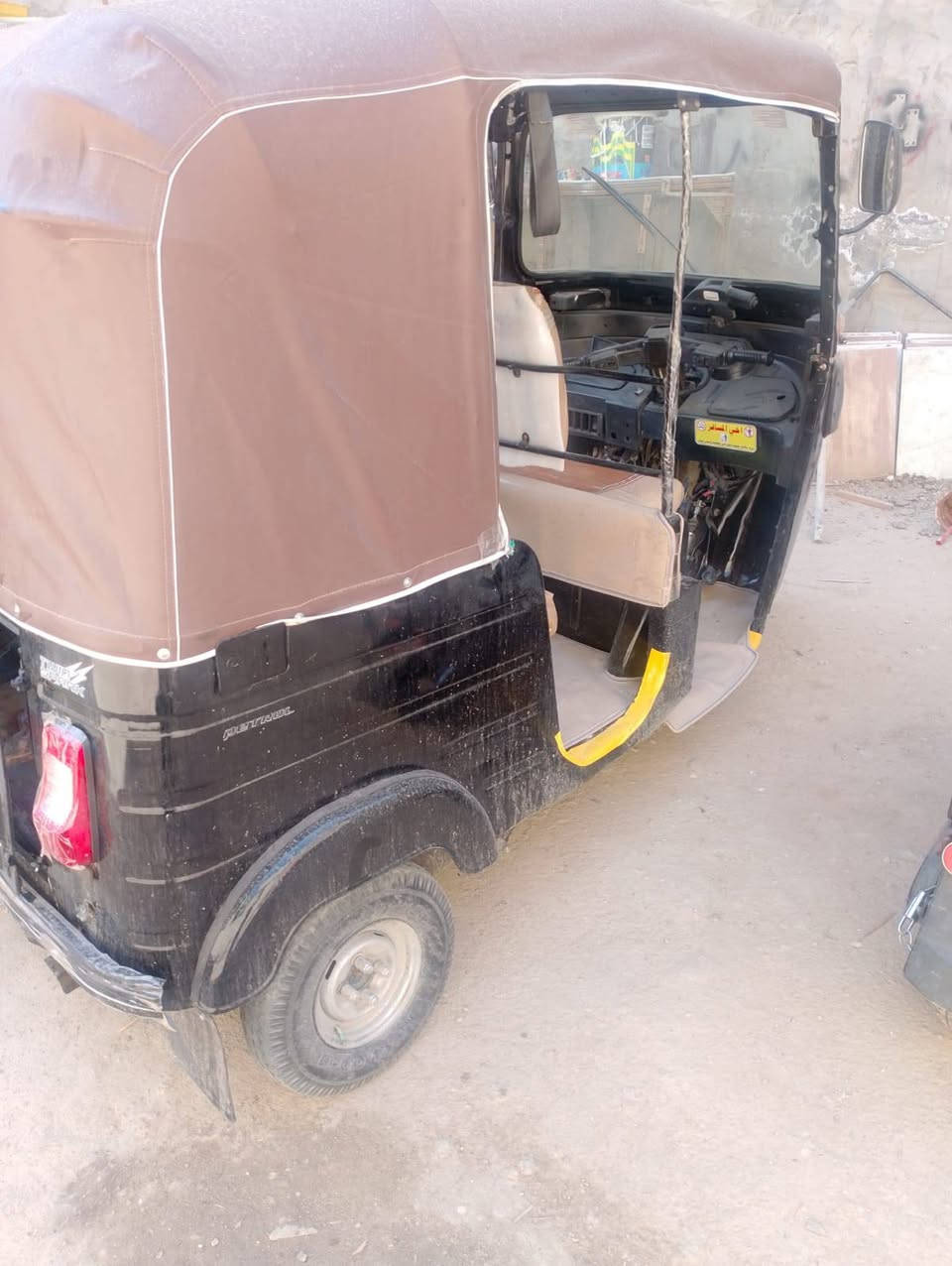 السلام عليكم تيك توك موديل 18 مصبوغه صبغ عام تكتك خير من الله حلوه مكان كربلاء معروضه
‎0777 123 7973
