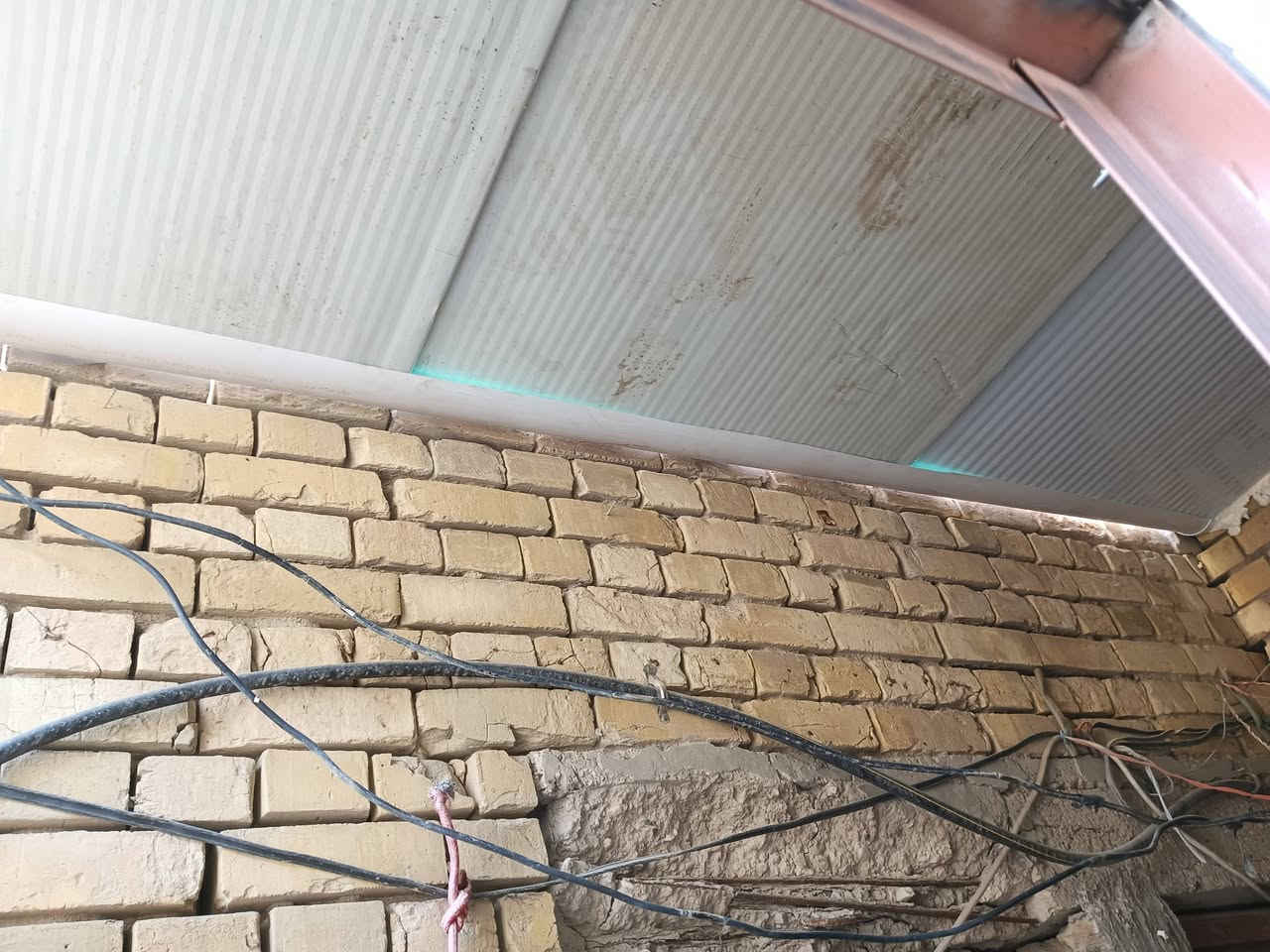 حداده عامه
عمل كرفانات وسقايف بانسب الاسعار درجه اولا
علما العمل يكون للعوائل المتعففه وعوائل الشهداء بربع المبلغ او اقل 
ه‍.***********
