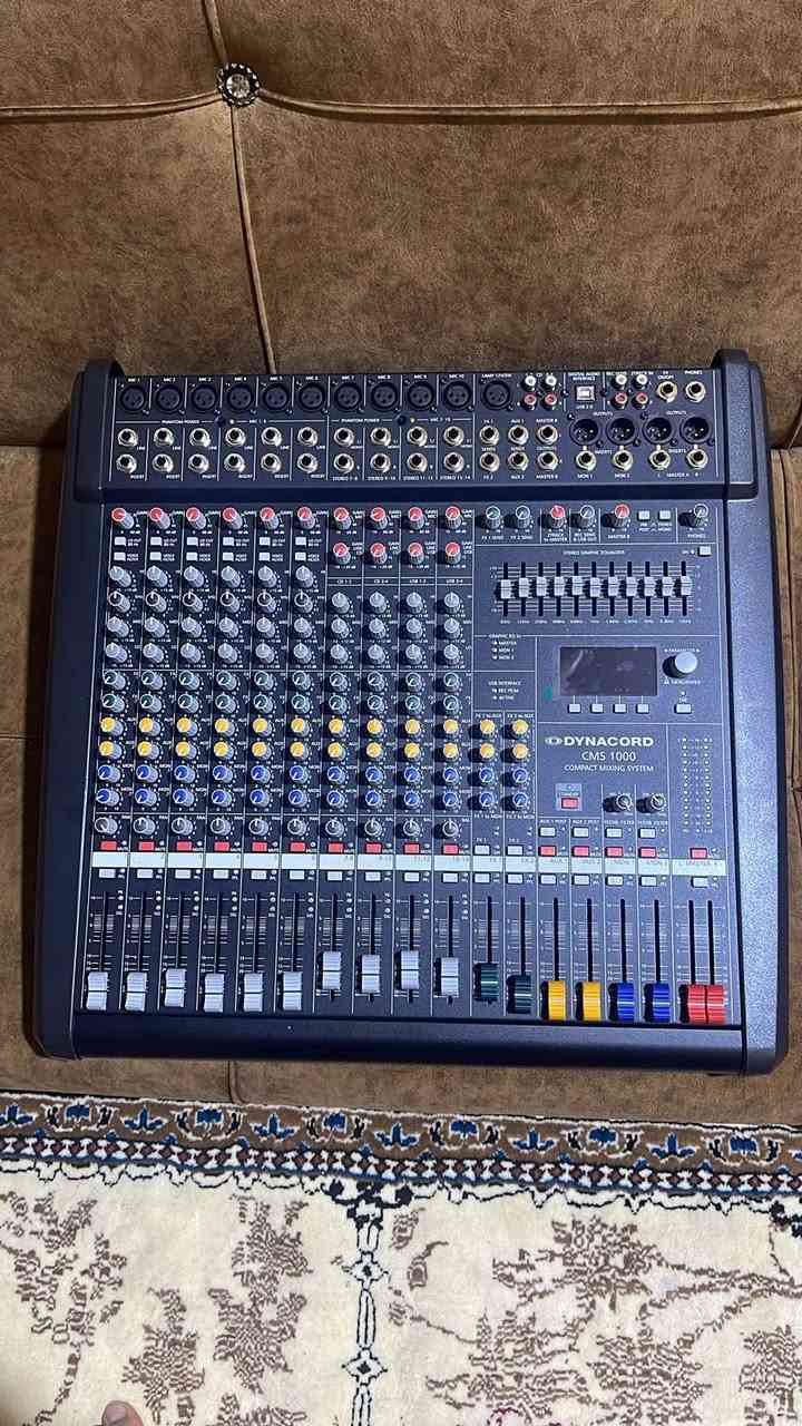 جهاز ديناكورد اصلي الماني حجم 1000مكفول من كلشي اخو جديد
العنوان البصرة للتواصل مراسلة او***********
