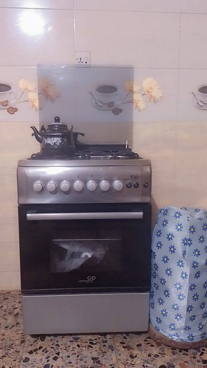 عندي هاي طباخ سعره 100والله نظيفه صار سنه من أخذته هذا مايكرو سعره 50والله جديد والمجده اقل السنه اخذته سعره 200والمكنسه سعره 50والله كلهم نظيفات ان شاء الله مااختلف بالسعر


**إذا كنت صاحب هذا الإعلان وتريد حذفه لأي سبب، رجاءا أرسل رسالة إلى الدعم الفني**