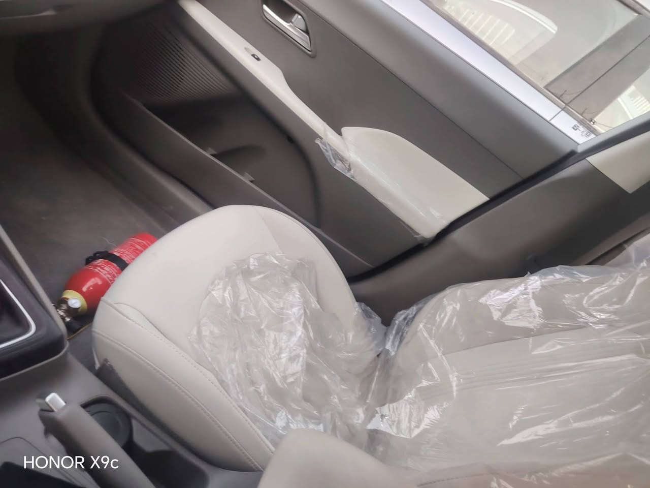 اكسنت موديل ٢٥ زيرو ماماشيه
السعر ١٤٠ وبيه مجال
المكان سماوه

اتصال ***********
