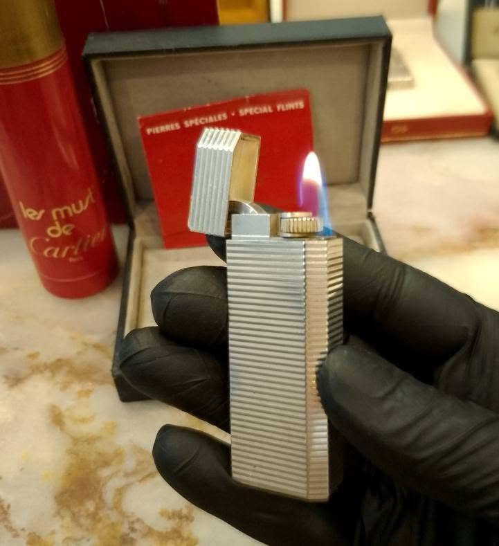 🎩🎀طقم 2 ولاعة Cartier أصلية 🇫🇷 كسر زيرو 🎩🎀
👈👌حالة ممتازة جدًا 👌
✅ تصميم فاخر لهواة التحف
✅  أصلية مع ختم كارتير
✅ مناسبة لهدية أو تجميع
💵 السعر: قول سعرك المناسب ومبروك عليك
📍 الاستلام من فيصل – المريوطية🛖
📲 للتواصل وطلب المنتج: 01556839135 (واتس)☎️ #ولاعة_كارتير #LuxuryLighters #تحف_نادرة #قول_سعرك #مبروك_عليك #انتشار_سريع #ولاعات_اصلية #FacebookMarketالإعلان


**إذا كنت صاحب هذا الإعلان وتريد حذفه لأي سبب، رجاءا أرسل رسالة إلى الدعم الفني**
