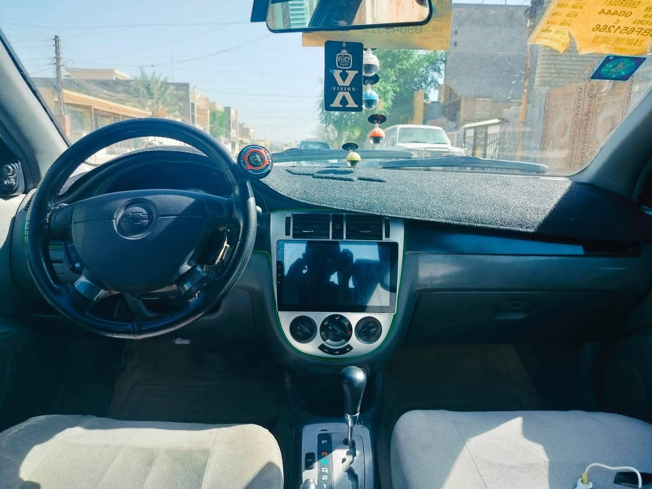 سلام عليكم اوبترة موديل 2012 محرك وكير خير من الله السنوية بسمي 
صبغ مال شركعة العامة يعني عام بدون تبديل أو حادث 
مكان بغداد ابو غريب السعر 70اتصل ***********
