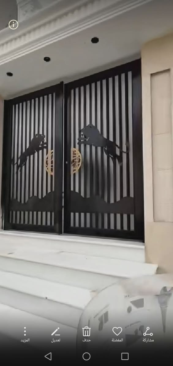 حدادة الأصدقاء لعمل أبواب وشبابيك ومحجرات وسقائف جميع انواع الحدادة اسعار مناسبه للإستفسار الاتصال على الرقم *********** او ***********
