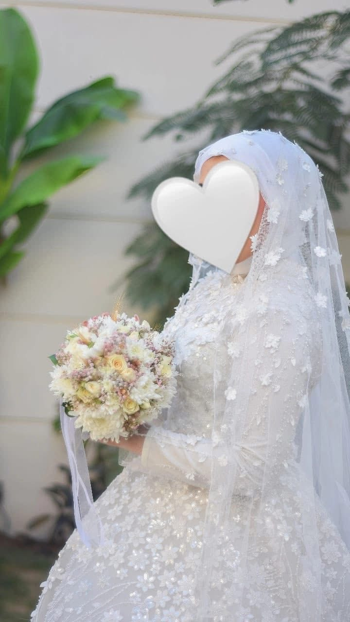 بدله من مصمم سيف العامره  تلبس من ٤٢ الحد ٤٦ قيطان وتعراضه وياها لطرحه اريدها ٢٥٠  وبيها مجال مكاني حي البساتين وعندي توصيل داخل بغداد


**إذا كنت صاحب هذا الإعلان وتريد حذفه لأي سبب، رجاءا أرسل رسالة إلى الدعم الفني**