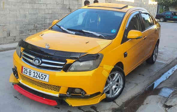 السلام عليكم سياره تكسي كريت ويل موديل 2013 مكينه  يارس سعر ٥٨ سياره باسمي تبريد شغال سنويه نافذه ل  2030   يرهم مراوس لاتصال علا هاذ رقم   ***********
