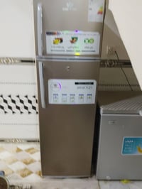 جديدة • نظيفة • بيها مجال