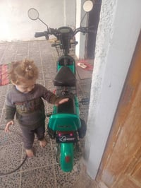 دراجة شحن للبيع استعمال قليل موديل ٢٠٢٥ لمعرفة السعر الاتصال على رقم ص...