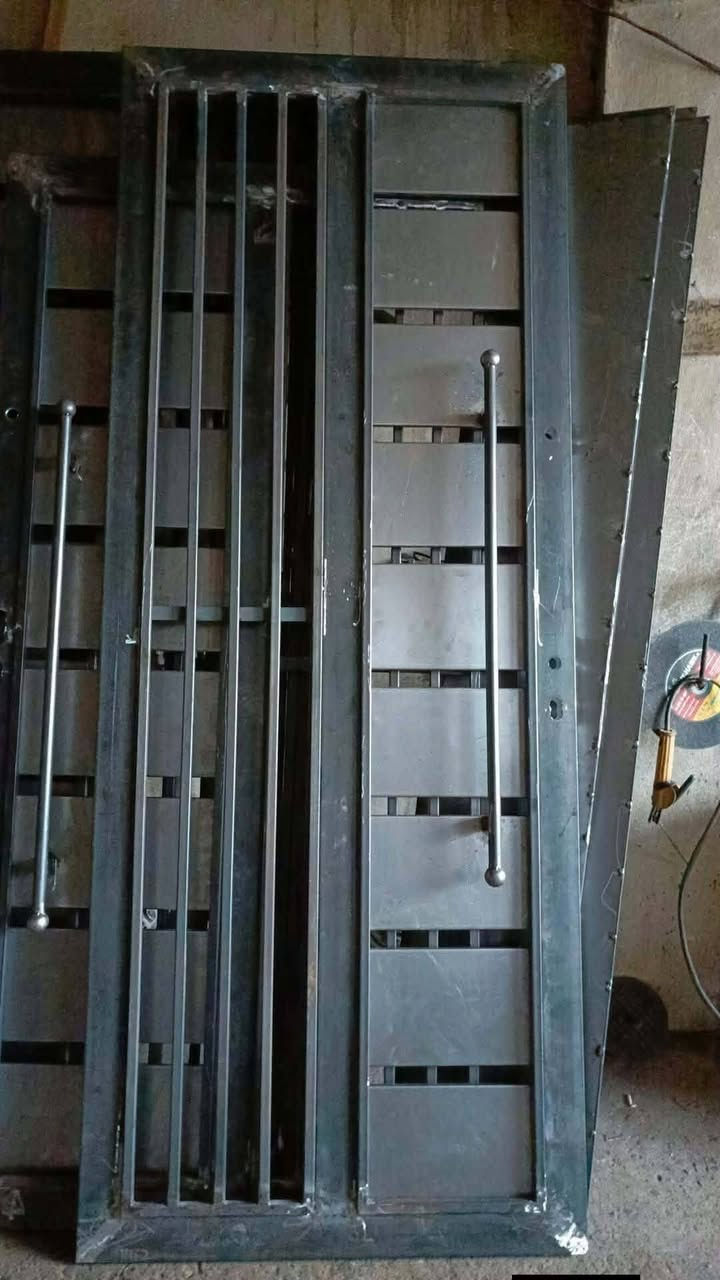 صلي على محمد وآل محمد  تم فتتاح محل حداده البداع لا الخ عبد الزهره الشمري محلات عجوري القديمه بنسب السعار تزكام خراءط شبابيك وبيبان وشغل نضيف
 0773 603 7089
عبد الزهره الشمري
