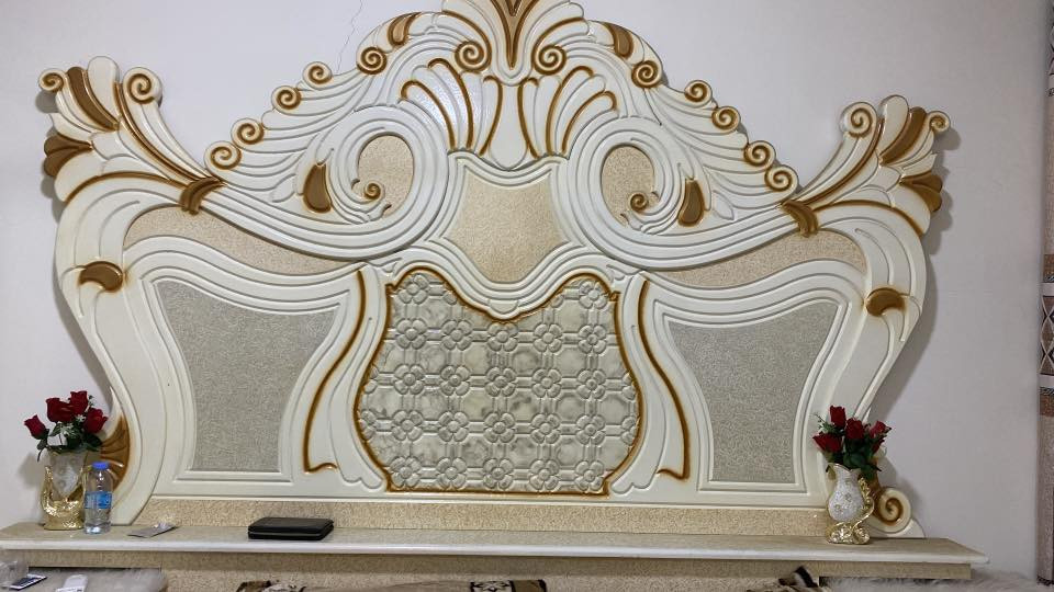 غرفه اخشاب صاج تفصال عراقي جديده الله يشهد ماصارلي 4اشهر من خذته مامسدخدمه هواي  السعر 900بيها والشراي يخابر ***********
