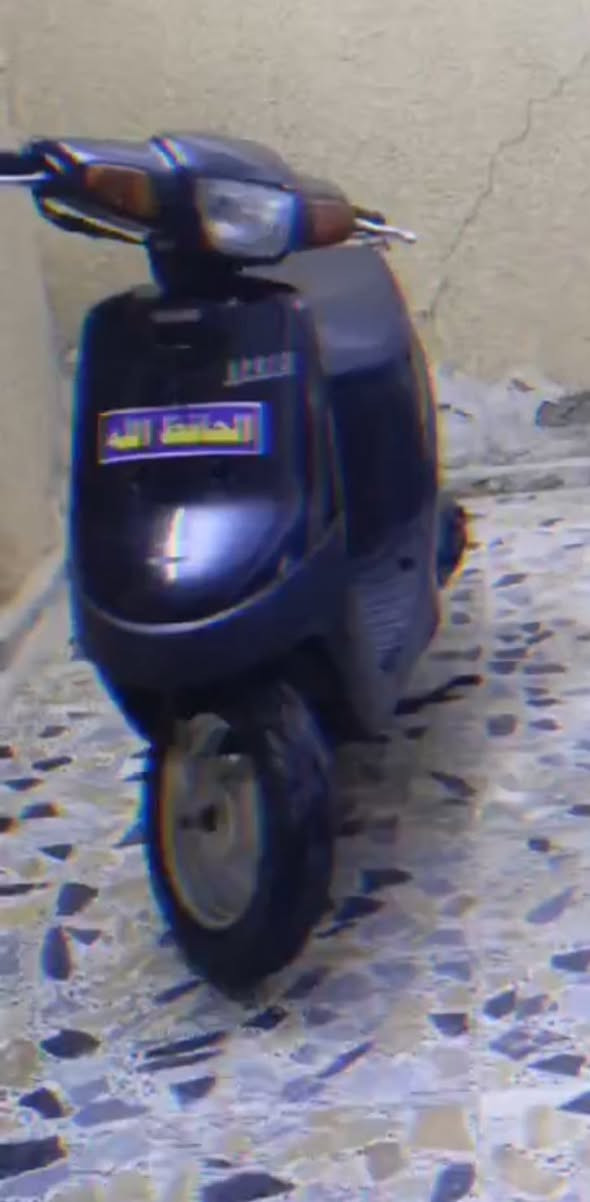 دراجه للبيع درجه نضيفه خطين  سلف هندر السعر خاص
المكان الناصرية شارع الجمعه  الرقم ***********
