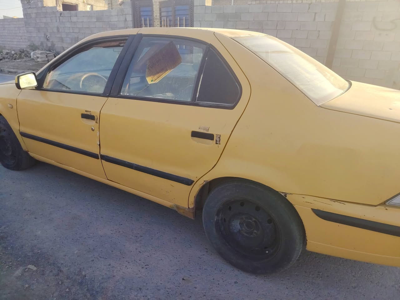 السلام عليكم سياره سمند موديل 2011 مكينه وكير وحداديه وتخم تاير جدد رقم بغداد مكاني ميسان سعر 16 وبيها مجال رقم ***********
