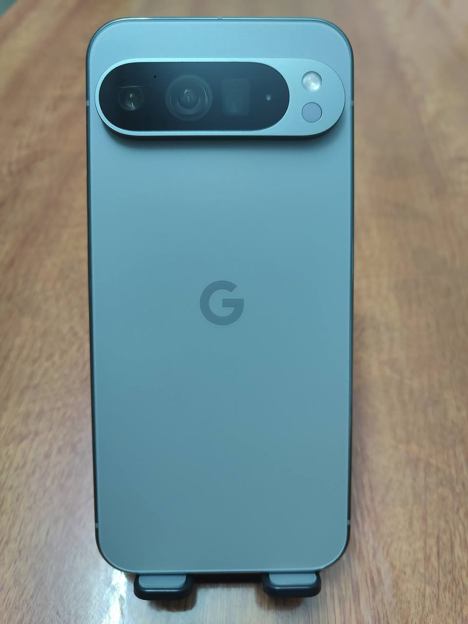 بكسل 9 برو اكس ال ذاكرة 256 لون اخضر
مقفل شريحة اتصال 
عدد دورات الشحن 119
سعر 650 نهايته بدون مراوس
***********
