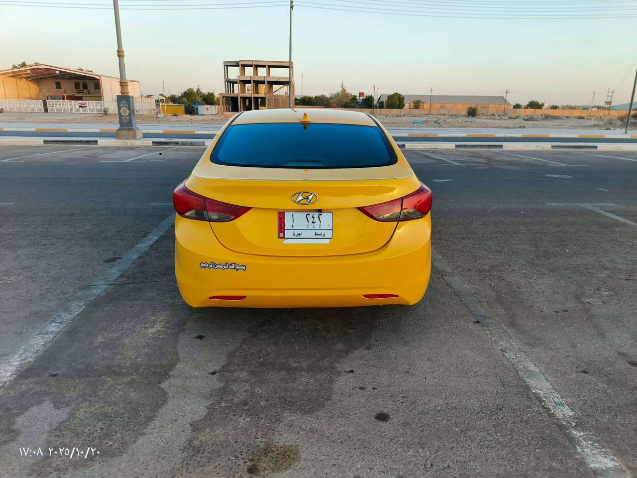 سلام عليكم النتره البيع مديل 12 سياره جاهزه مكينه وكير خير من الله عنواني ديوانيه رقم نتصل *********** اسعر 95 وبيهه مجال وارد امريكي دوش مكينه 1800 ليبل واحد ضرر جملغ امامي
