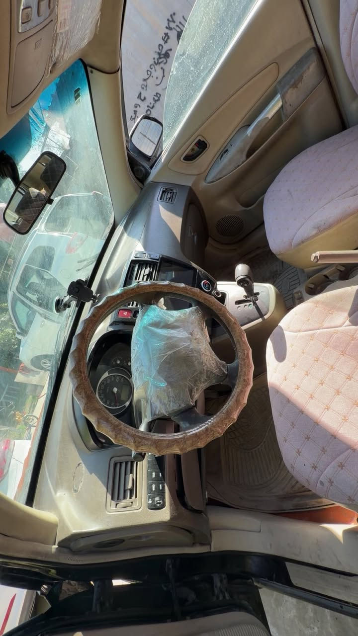 للبيع توسان 2007. رقم بغداد. دولي تحويل مباشر. صار بيها حادث حرك بسيط مكينة 6
ابيع ع وضعها مكاني بغداد رائاسة العبيدي 
***********
