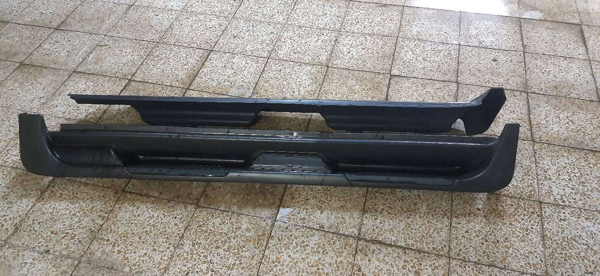 سلام عليكم للبيع دوسات سورنتو قديم وحده منهم مكسوره طاير منها وصله تتصلح بل فايبر كلاص رقم ***********
