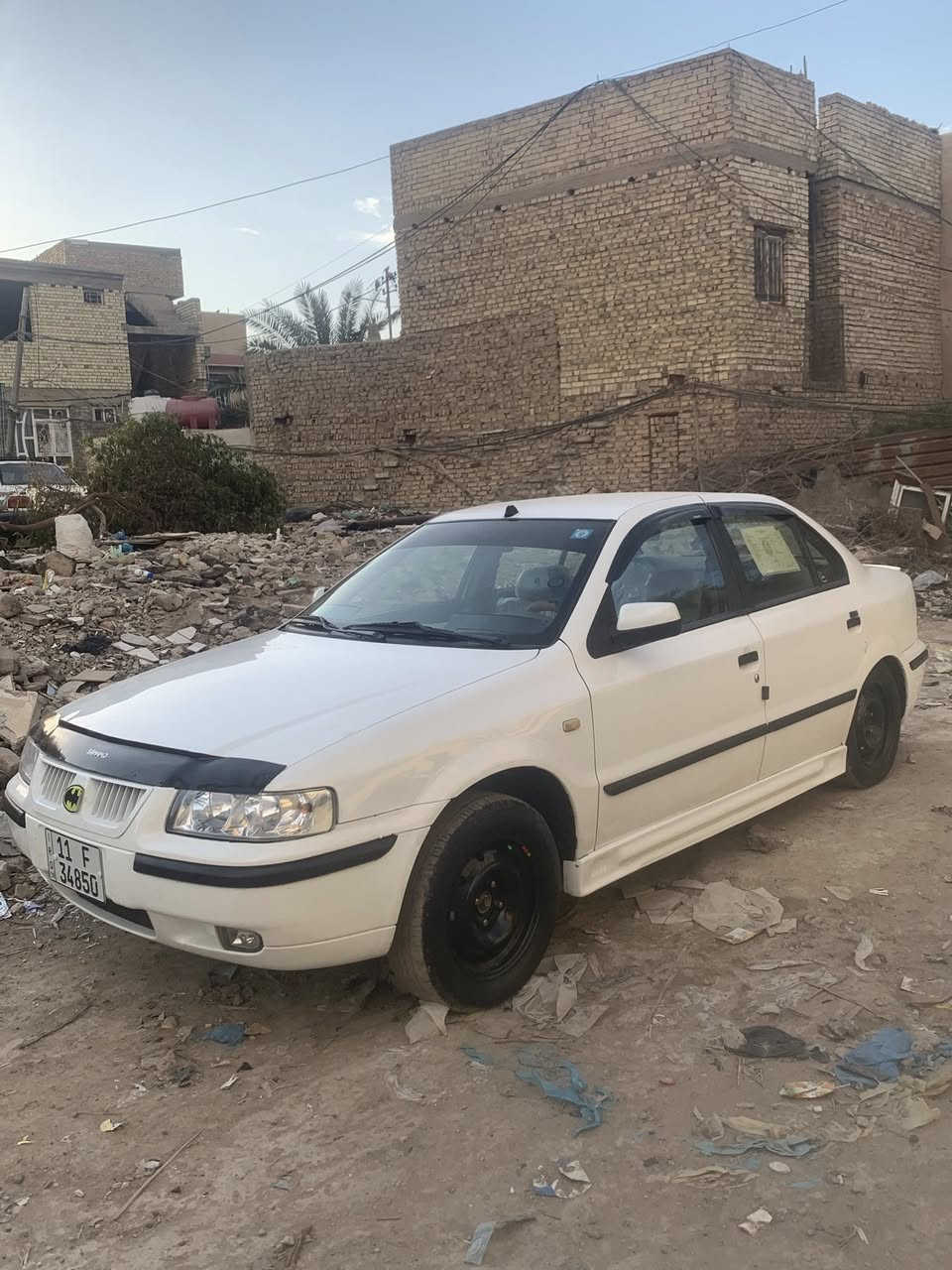 سلام عليكم سمند مديل2012 ناطق كير مكينه كفاله سياره كله شغال بس تبريد من بدلت مكينه طار غاز رايدلها بس غاز 
سياره بسمي رقم نكليزي تحويل ثاني يوم سنوي بعد سبوع وتسقط بيها صبغ جاملغ  عكس سايق امامي وعكس سايق خلفي وباب تكحيل باقي كله شغال سياره ماشيه 195 مامشتغل تكسي بيها  سعر 52 بيها مجال بصيط حك جيه مكاني بغداد الكريعات شراي يتصل ***********
