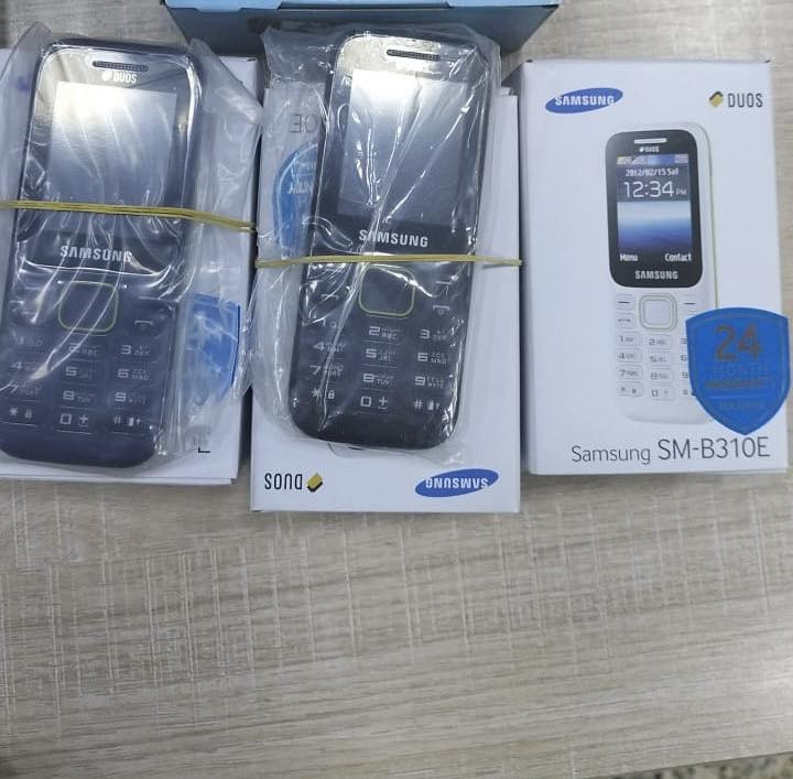 #جملةفقط
هاتف سامسونغ العادي كبس بالكارتون 
ابيض / سلفر / نيلي 

سعر القطعه 12 الف دينار فقط
اقل كمية 100 قطعة

اربيل :: وتساب ابو لاوند
***********
