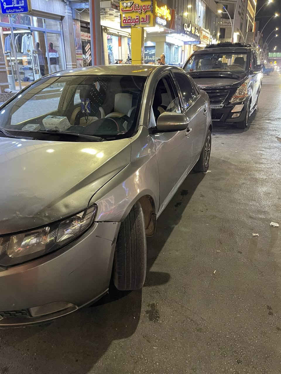 السلام عليكم كيا سيراتو للبيع صبغ حزام بدون لا كلبه ولا جفيه ولا شي بس صبغ حزام وبيها تصليح بالشاصي الأيمن لا تتصل تكلي شنو بيها  الباقي مكفولات مكان السياره رمادي ***********
