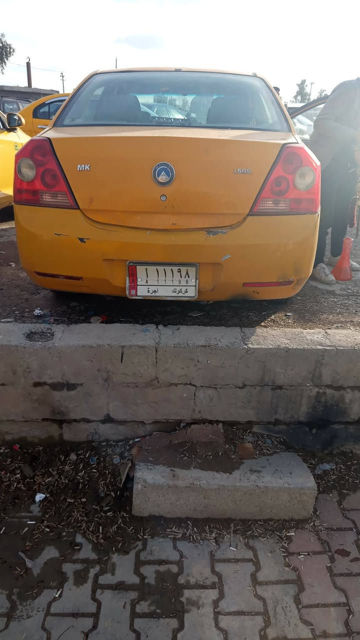 جيلي Mk موديل 2013 رقمها الماني كركوك جاملغ صفحه سايق مبدل فقط دواخل نظيفه سياره جاهزه محرك بي قليل صرف تخم تاير باتري جديد تبريد شغال  شرط التحويل أو وكالة السعر ب 29وبيها مجال حك الجيه مكاني  ديالى العضيم *********** @***********
