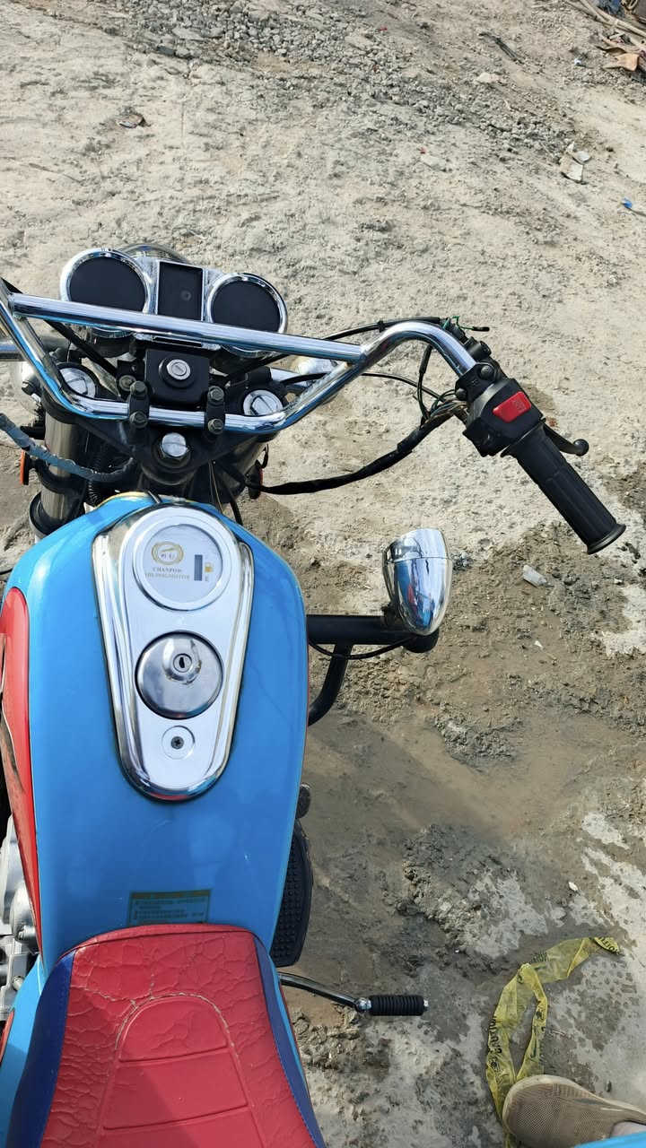 للبيع فقط موديل 2023طالعه سنه 2024. اوراق أصولي تحويل مباشر كفاله من كلشي.  كلشي شغال شلعه ومعدل فول. . السعر (2مليون 400الف دينار )بيها مجال ل شراي 
العنوان كربلاء الابراهيميه
***********
