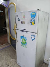 ثلاجة 18 قدم • مداخلة • للتصليح