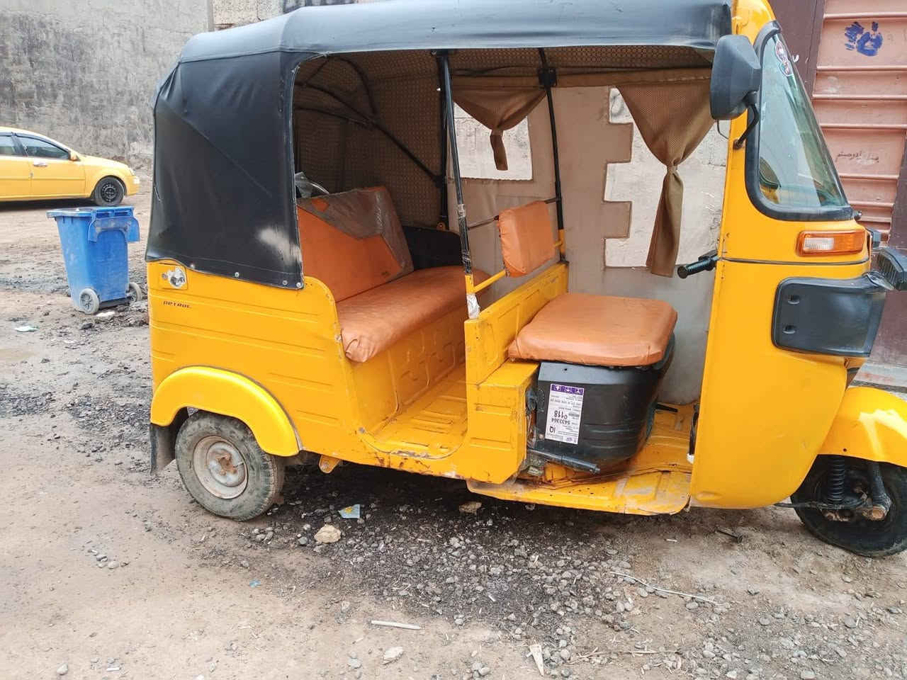 السلام عليكم تكتك عشرين  نضيفة لا ضربة مكينتها زينة لا تنقيص ولا تبخير التكتك خير من الله مال شغل للبيع السعر 5100 التكتك اوراق مو رقم. اوراق المكان بغداد الشعب اتصال 

***********
