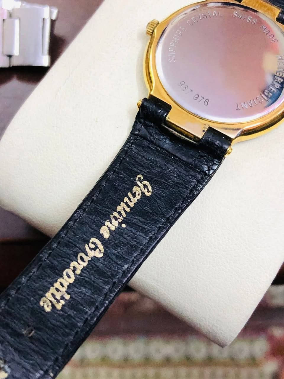 ساعة ديلما ( DElMA) ديستار 
سويسري اصلي انتاج الثمانيات 
كواتز - شهري 
تغليف ذهب 10 مايكرو 
القطر ٣٤ رسمي 
للاتصال ***********
