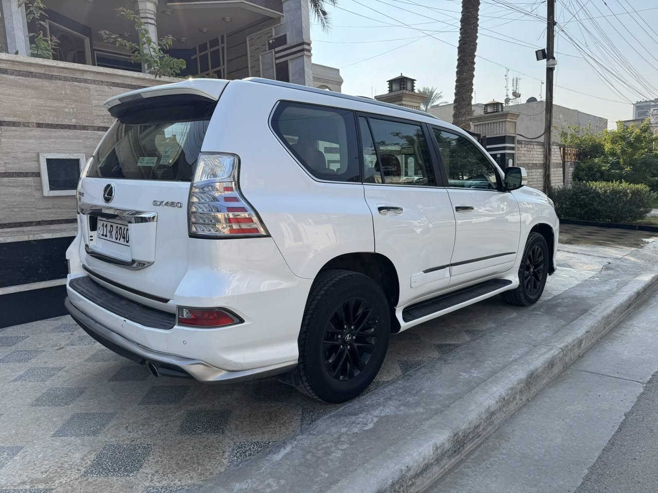 السلام عليكم
لكزس برادو 2014 خليجي مكفوله داخل قرميدي
فول مواصفات للاخير Gxr460 معروفه مواصفاتها
محرك 8 سلندر 4600 ماشيه 174 كم 
العنوان بغداد السيديه
السعر 305$
للاستفسار ***********
