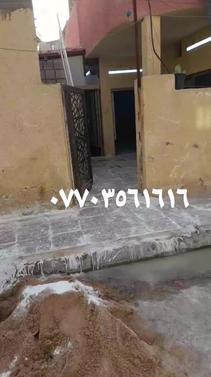 مشتمل للايجار طابق ارضي قاط واحد معزول تمام صاله + غرفه نوم + حمام مشترك  + مطبخ + طرمه + صطح العنوان  تراث الشرطه الخامسه اي ستفسار على الرقمين *********** او ***********
