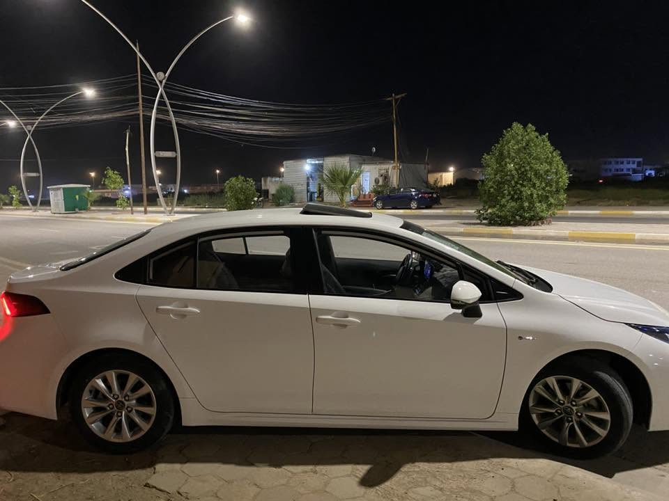 السلام عليكم إخوان، للبيع فقط (ما أراوس) 🚗
تويوتا كورولا هايبرد (Hybrid) موديل 2024

السيارة بحالة الوكالة

المواصفات:
بصمة تشغيل وبصمة أبواب.
شاشة كبيرة تدعم Apple CarPlay و Android Auto + كاميرا خلفية بدقة عالية.
رادار أمامي (تحديد مسار + مانع تصادم).
نظام القيادة الذاتية المؤقت (تثبيت سرعة ذكي).
عداد ديجيتال بالكامل.
فتحة سقف 
تبريد قطعتين 
أنظمة قيادة متعددة (Eco, Sport, EV Mode).
السعر: 148وقابل للتفاوض بشكل بسيط 
مكان السيارة: الرمادي 

للتواصل والاستفسار:***********
