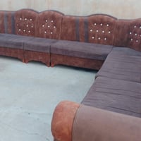اخوان عندي ديوان للبيع 6قطع أسعر 150ديوان نضيف 07709661044