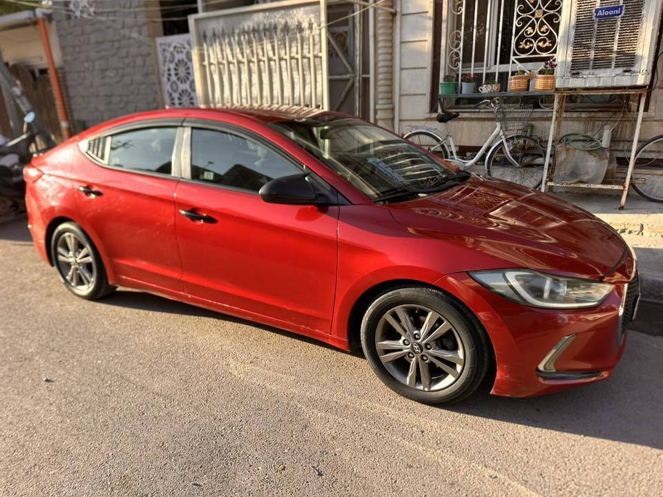 السلام عليكم 
النترا 2017 
سياره خير من الله جديده
حادث قبق الجنطه فقط 
وكنر الجاملغ بارد خفيف
جاهزه من كلشي تبريد ثلج
تخم تاير صدر امامي خلفي
رقم سليمانية بأسمي 
مكان السياره بغداد الاعظمية
للاستفسار 
***********
السعر 113$ مجال بسيط
