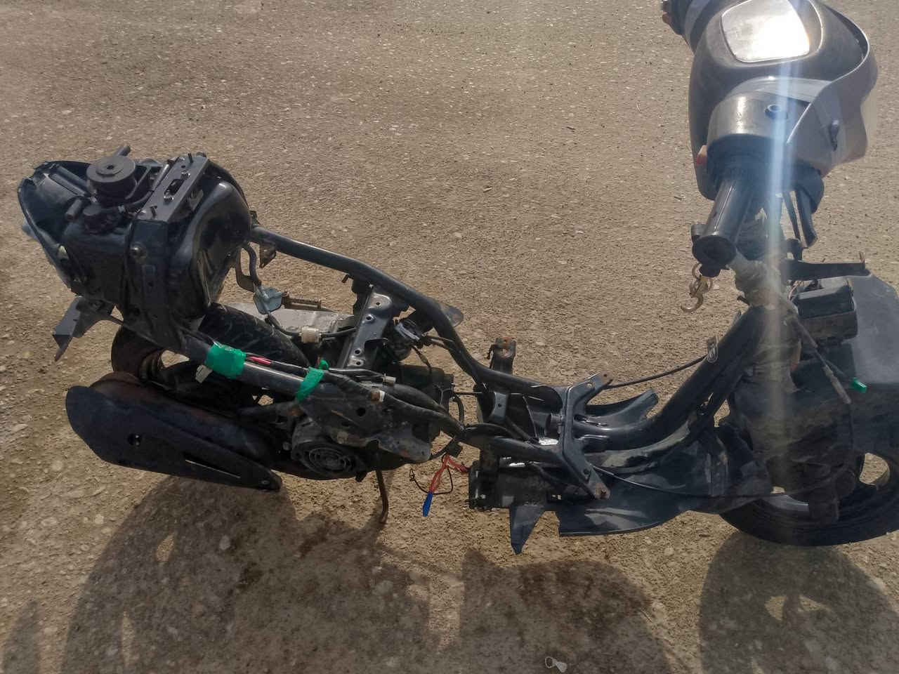 عمي سلام عليكم دراجه بيجي كامله غراضه موجدات كفراته تراجه عوزه بس كابريته  شراي نتصل ***********
