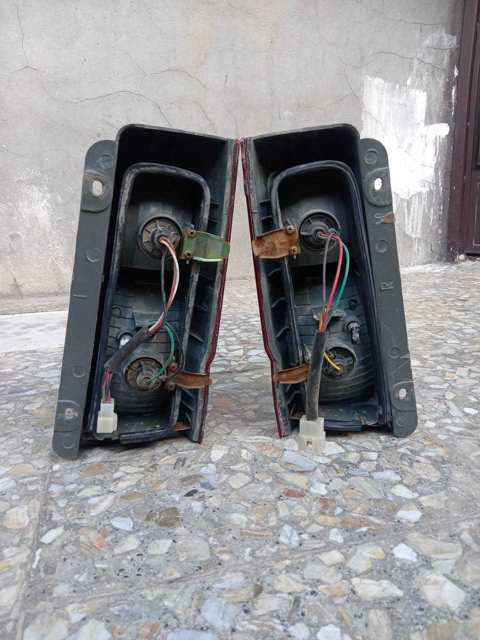 بكلايت فتون فراشه للبيع سعر 35 عنوان جسر ديالى القديم رقم هاتف ***********
