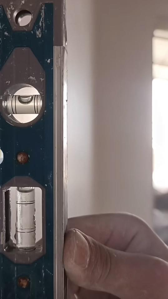 اسلام عليكم كادر لبخ بياض جص فني كرسته وعمل نشتغل استلام مهندس استفسار ***********
