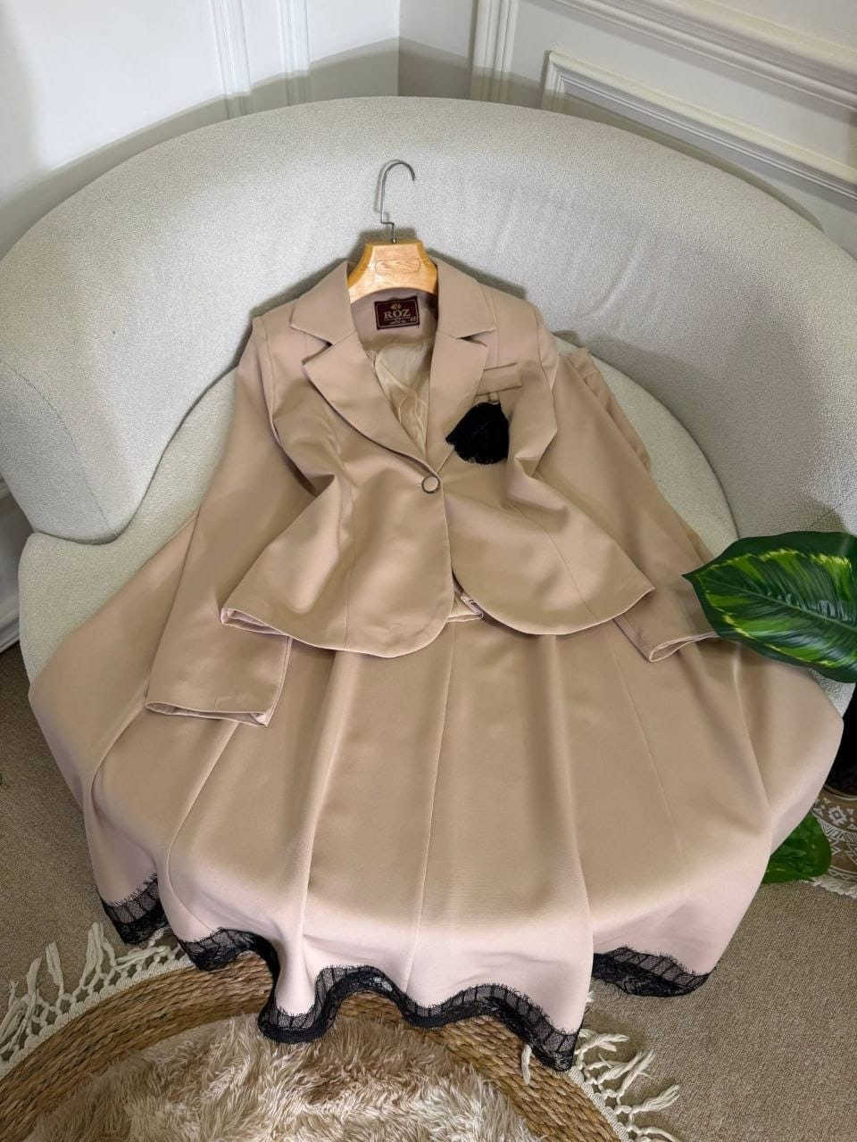 سترة مع تنورة ♥️
خامة  دابل تركي مبطن
قياسات،،، 38-40-42-44-46-48💝 
يوجد توصيل لجميع المحافظات⭐⭐ 
للحجز والاستفسار مراسلة الصفحة 👉


**إذا كنت صاحب هذا الإعلان وتريد حذفه لأي سبب، رجاءا أرسل رسالة إلى الدعم الفني**