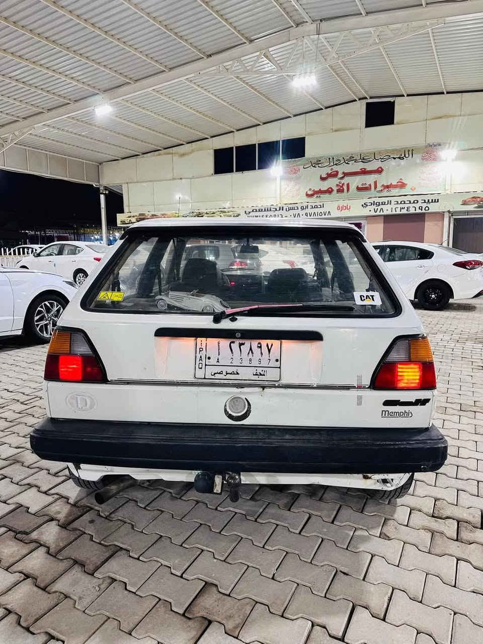 السلام عليكم 
كولف موديل 89 تك باب محرك 1600سنويه تنفذ 26\الشهر التاسع كله بلاديه وناعمه وترايك وين متحب السعر 33وبيه مجال هذا رقمي *********** نجف الكوفه شارع المعمل
