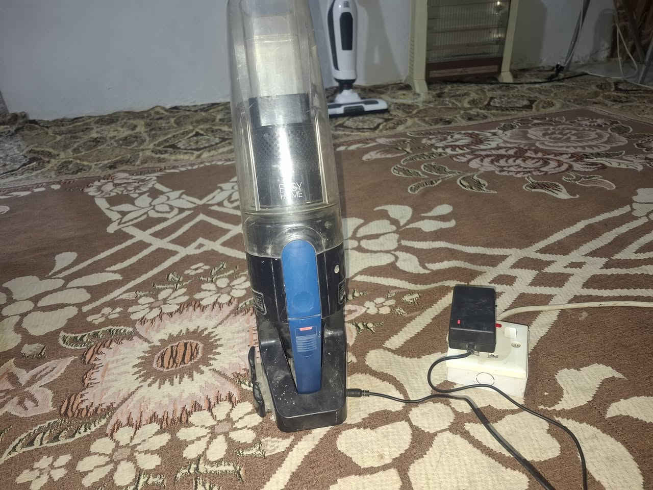 مرحبا غراض باله نضاف مكناسه شحن باله اوربي السعر ٦٥ وبيه مجال شوايه زيتيه تاخذ دجاجه كامله باله السعر ٣٠ وبيه مجال مكناسيه صغيره باله اوربي تستخدم للقنفات ول سيارات السعر٢٥ مسدس ماي شحن السعر ٢٥ واكو توصيل داخل النجف ٥تالف العنوان النجف البراكيه الاتصال عله الرقم ***********
