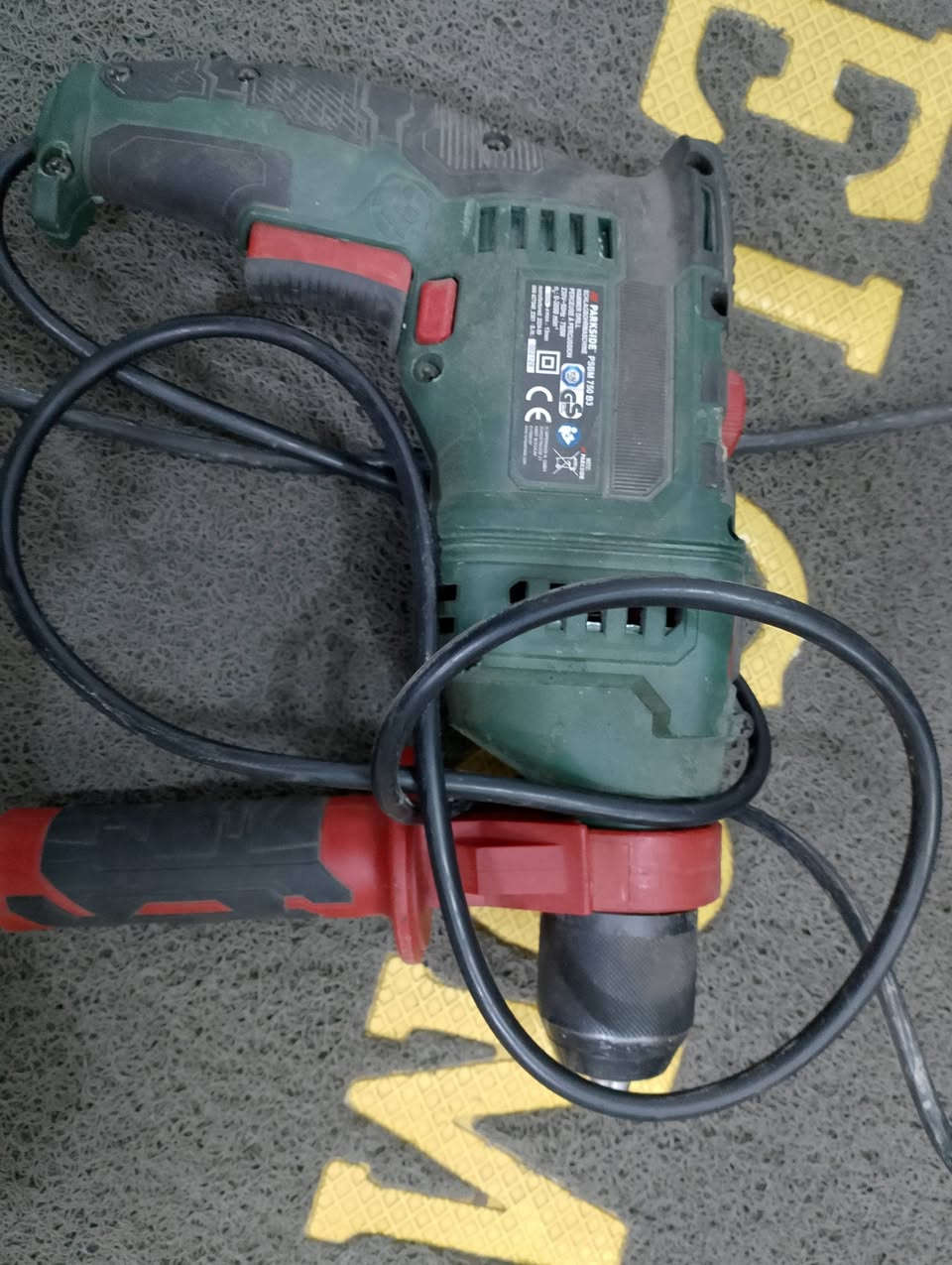 للبيع دريل بارك سايد بي عطل 
***********
