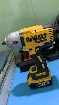 متوفر دريل لقمة 1980نيوتن كامل. او فارغ 07714084391