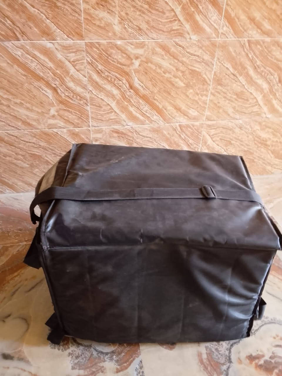 سلام عليكم اخوان هاي ل صندوكين للبيع موجود واتساب ***********
