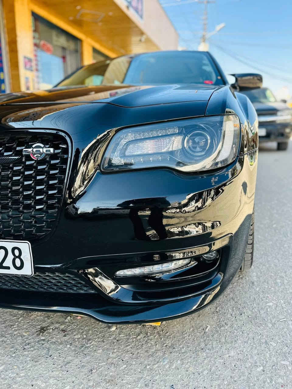 كلايسر اوباما كندي 2016
فئة C فول مواصفات للاخير بانوراما 
220 وبيها مجال رقم سليمانية باسمي 
داخل ملكي ابيض  

***********
