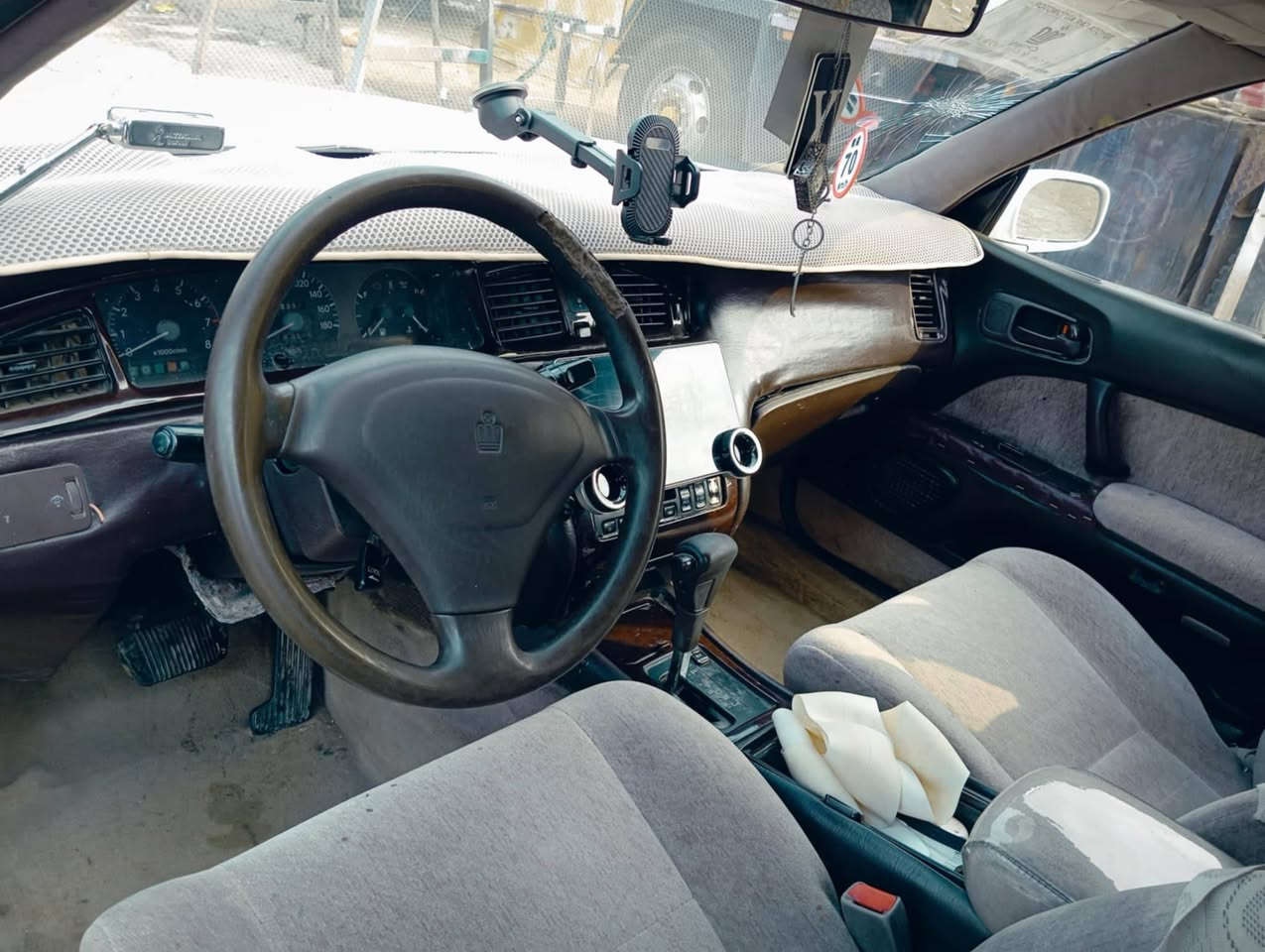 السلام عليكم بيع مستعجل بطه 92 سنويه لل 28 مشروع وطني تحويل ثاني يوم حداديه جديده تخم تاير جديد مكفوله من الكص ولنقل جثه والصوليات مكينه كير خير من الله رقم ديالى سعر 46وبيهه مجال ***********
