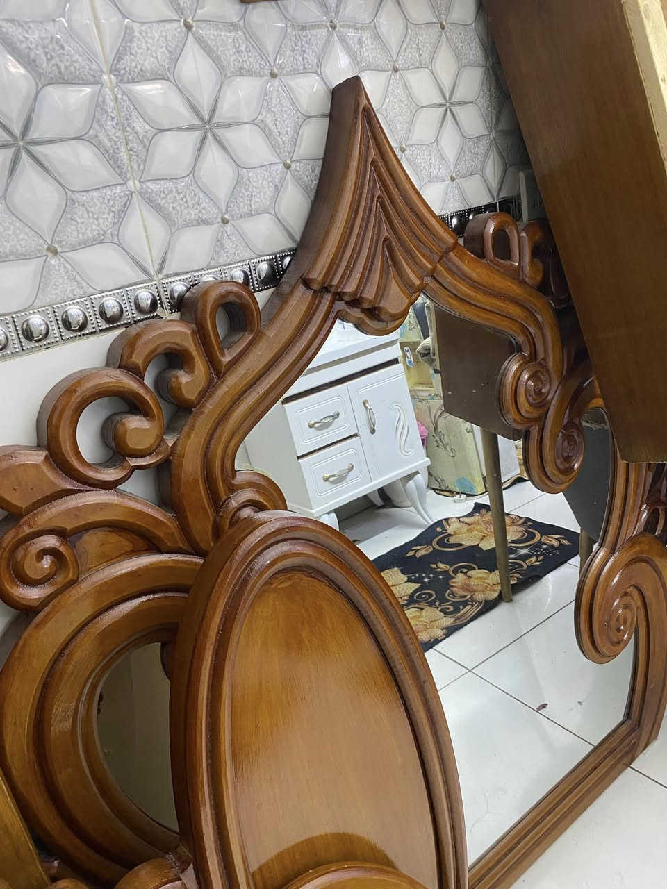 ٣ قطع تاج جربايه ومراية مال ميز تواليت


**إذا كنت صاحب هذا الإعلان وتريد حذفه لأي سبب، رجاءا أرسل رسالة إلى الدعم الفني**