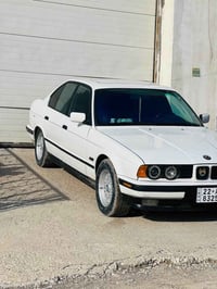 بي ام دبليو 520 • ١٩٩١ • كراسي جلد