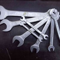 سيت سبانة تختة ٨ قطع من٦ الي٣٢ ملم الماني اصلي نوع الورا ٠٧٧٤٢٤٣٣٣٥٧