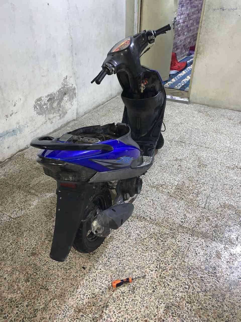 السلام عليكم
مكلف بل نشر ماكس عدله للبيع دراجه كله بلادي برغي مامفتوح بيه دراجه شلعه شك كاع تعال وفحص  سعر 500 وبيه مجال حق جيه العنوان مدينه الصدر الرقم
***********
