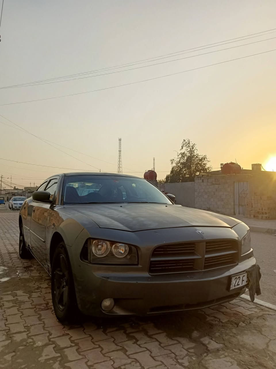 جارجر مديل 9سياره جديده متومه أربيل طبق الاصل
مكينه كير حداديه تخم تاير كهربائيات سياره جاهزه 
مكينه بعدهابظمان صار 8أيام شادها ميسان حي العسكري 
سعر 40 بيها مجال ***********
