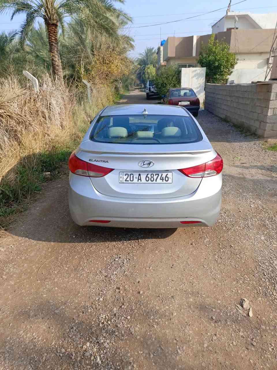 النترا 2013 أمريكي
ظرر بنيد مبدل ومصبوغ فقط بدون دواخل 
قبق الجنطه مفتوح بدون صبغ....الباقي مكفول 
صدر كهربائيات باتري تتدفئه وتبريد شغالات 
السنويه صاقطه صار شهر السياره بسمي..
المكان ديالى بعقوبة قريه المجدد 
المحرك بي خيط بخار 
السعر 100 وبيهه مجال شي بصيط..خاص ممتواجد 
***********
